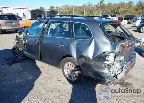 2013 Volkswagen Jetta Sportwagen 2.0L Tdi z USA, uszkodzony, nr VIN 3VWPL7AJ5DM680130